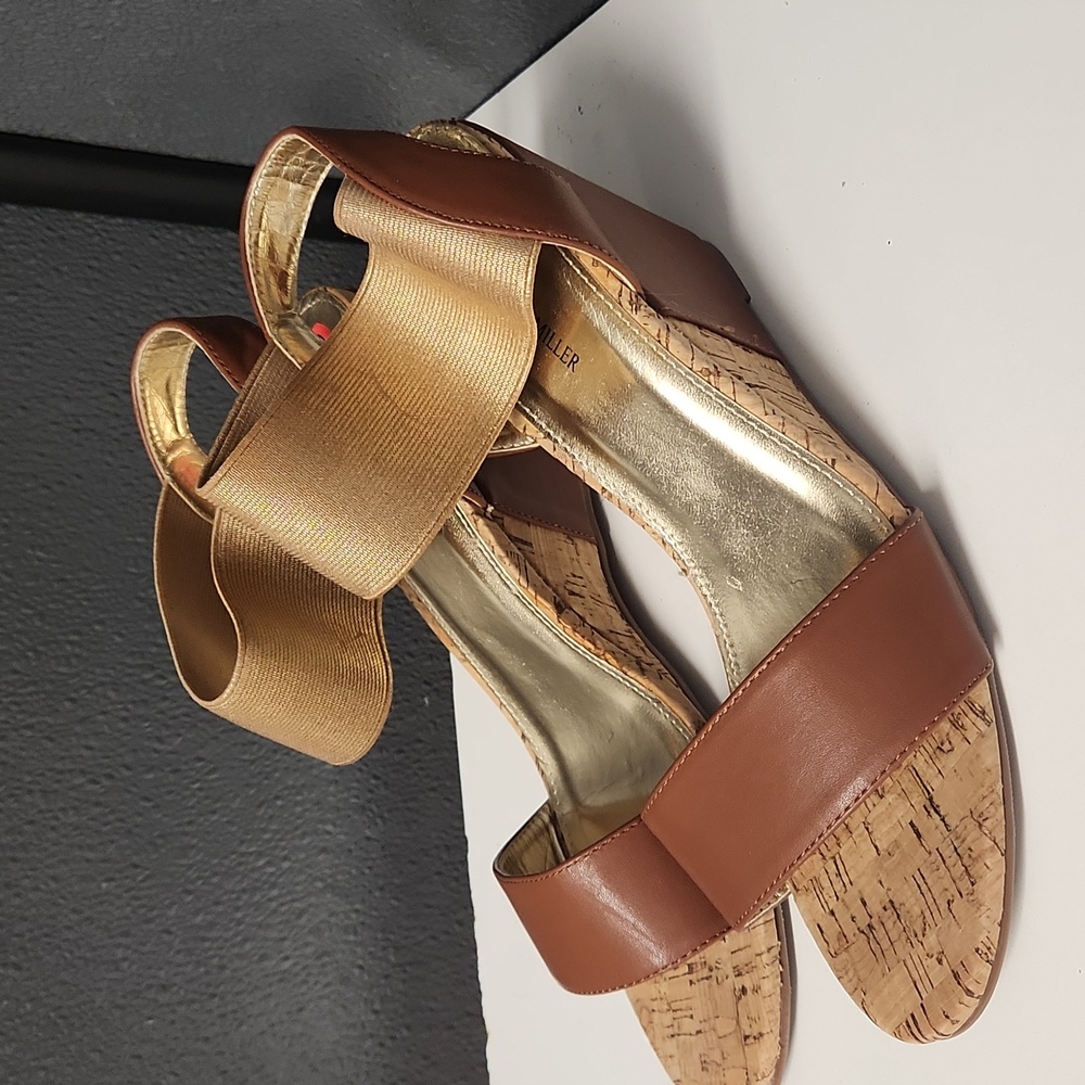 Om by olivia Miller stacked heels nwob